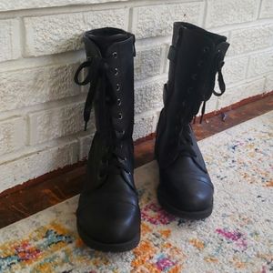 NWOT Dream Pairs 8.5 Black Combat Boots